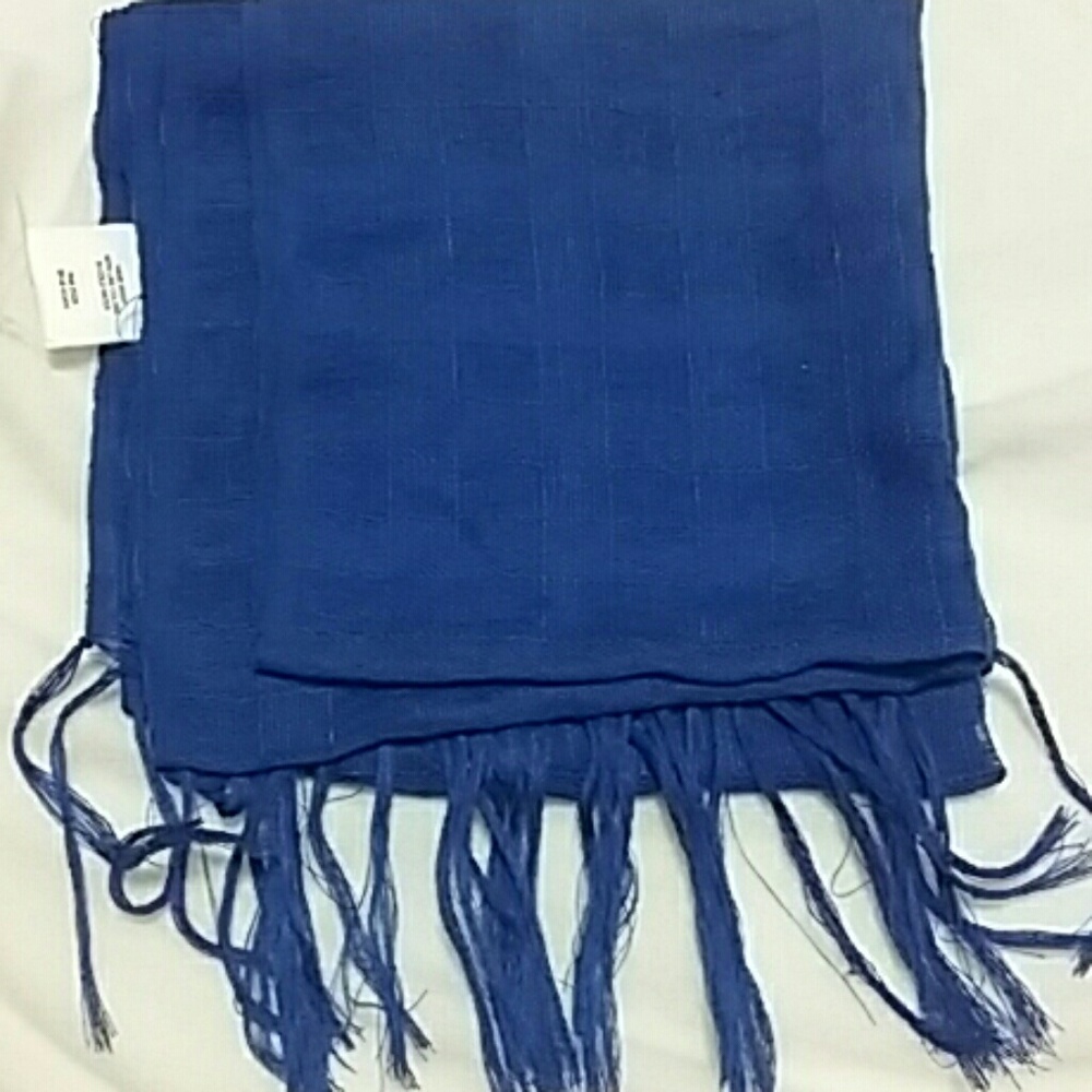 nwt, scarf